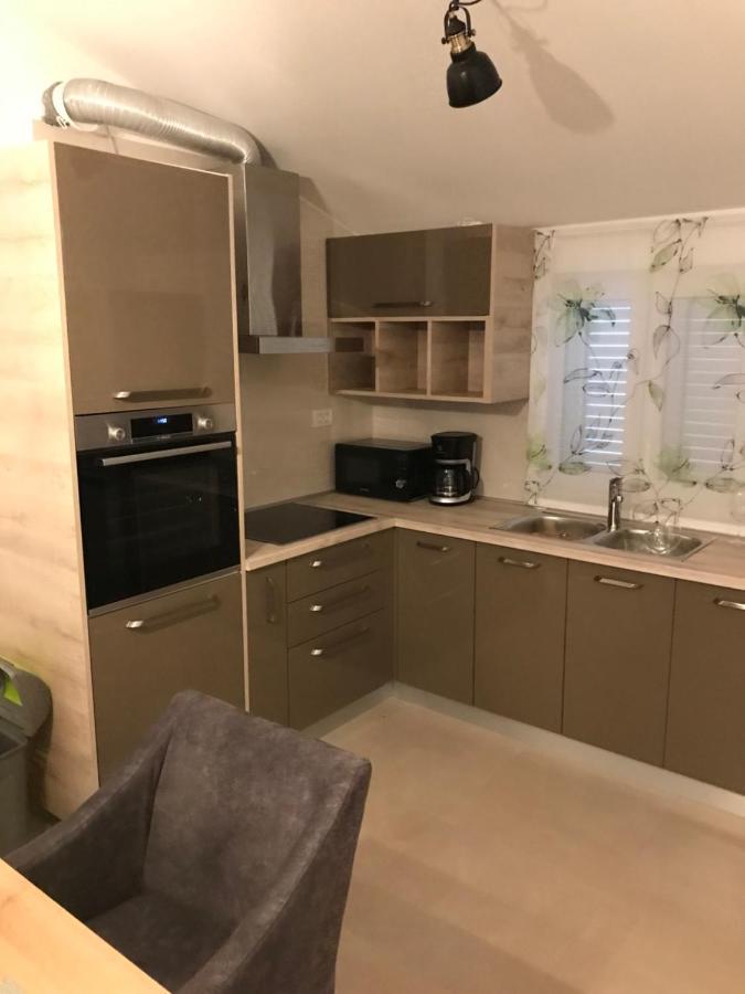 Albatros Appartement Kaštel Sućurac Buitenkant foto