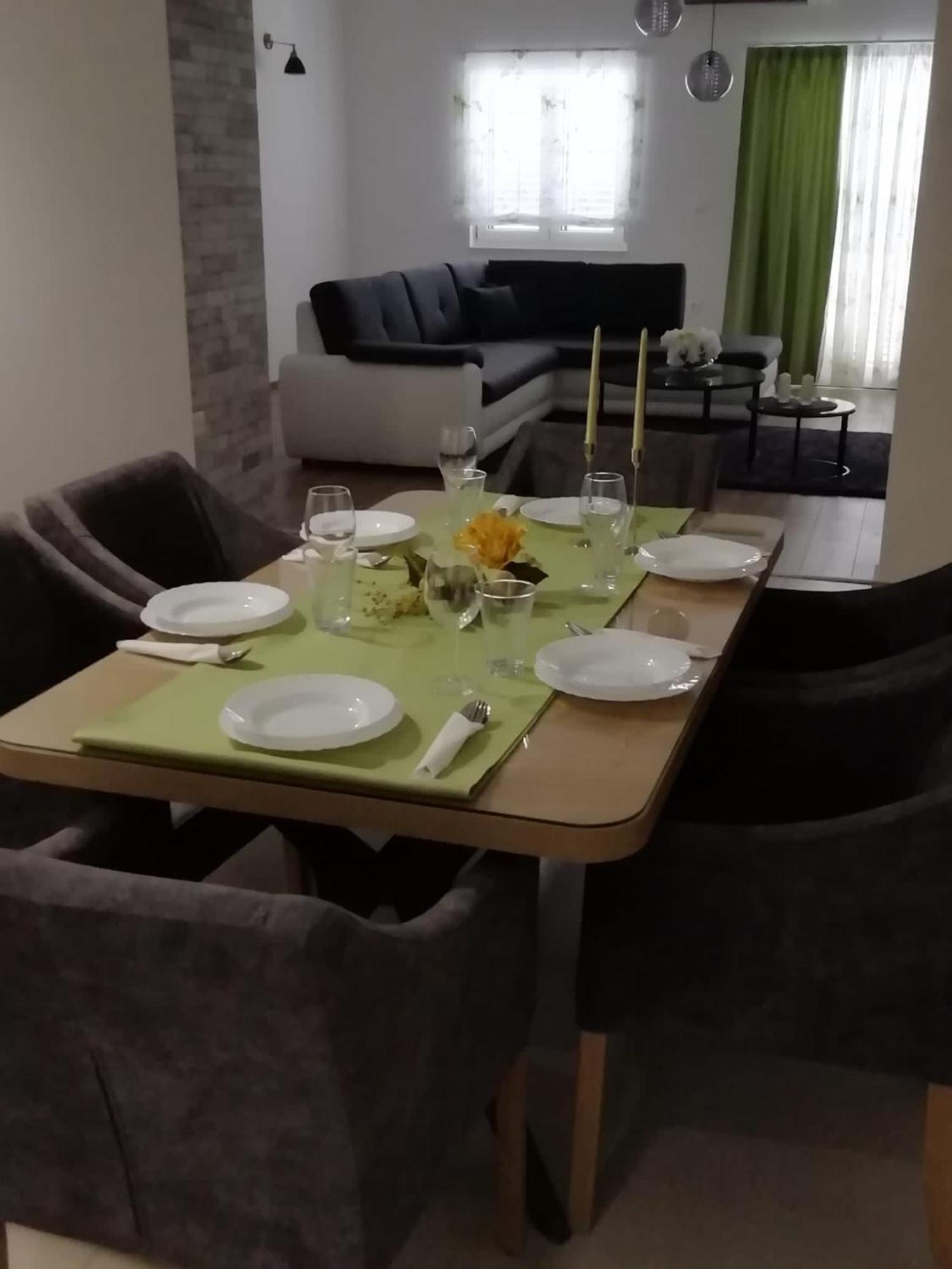 Albatros Appartement Kaštel Sućurac Buitenkant foto